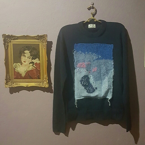 Acne Studios Other - Acne Studios PAW18 navy applique sweater